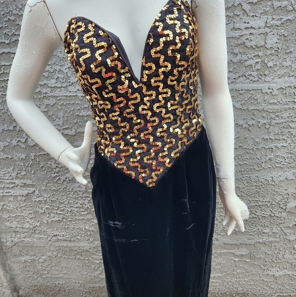 VTG Gunne Sax by Jessica McClintock Velvet boned sequin Dress - Picture 7 of 11